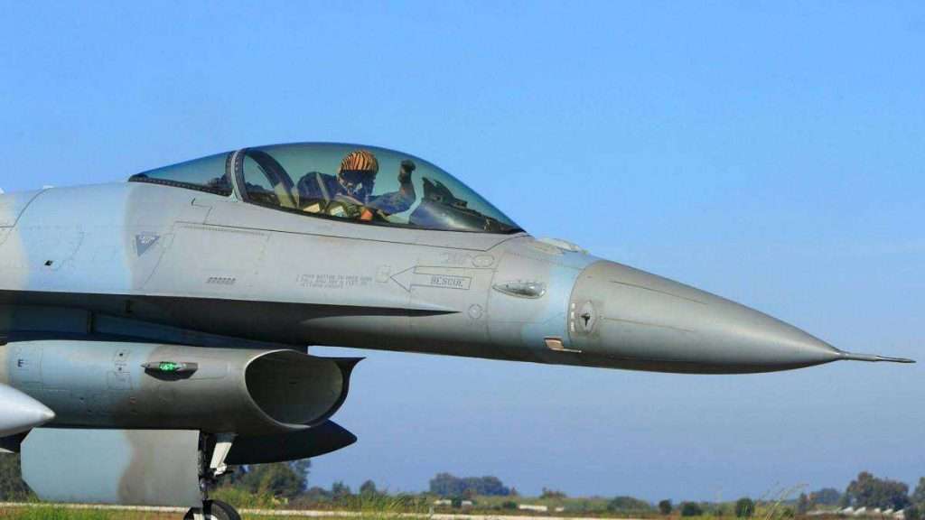 Rafale στο Αιγαίο: O Έλληνας πιλότος που έχει πετάξει με τα γαλλικά μαχητικά αναλύει